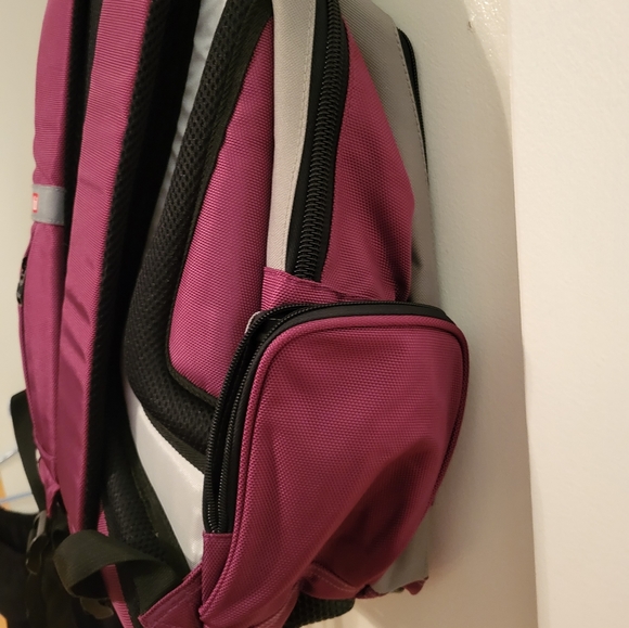 Backpack - Picture 5 of 7